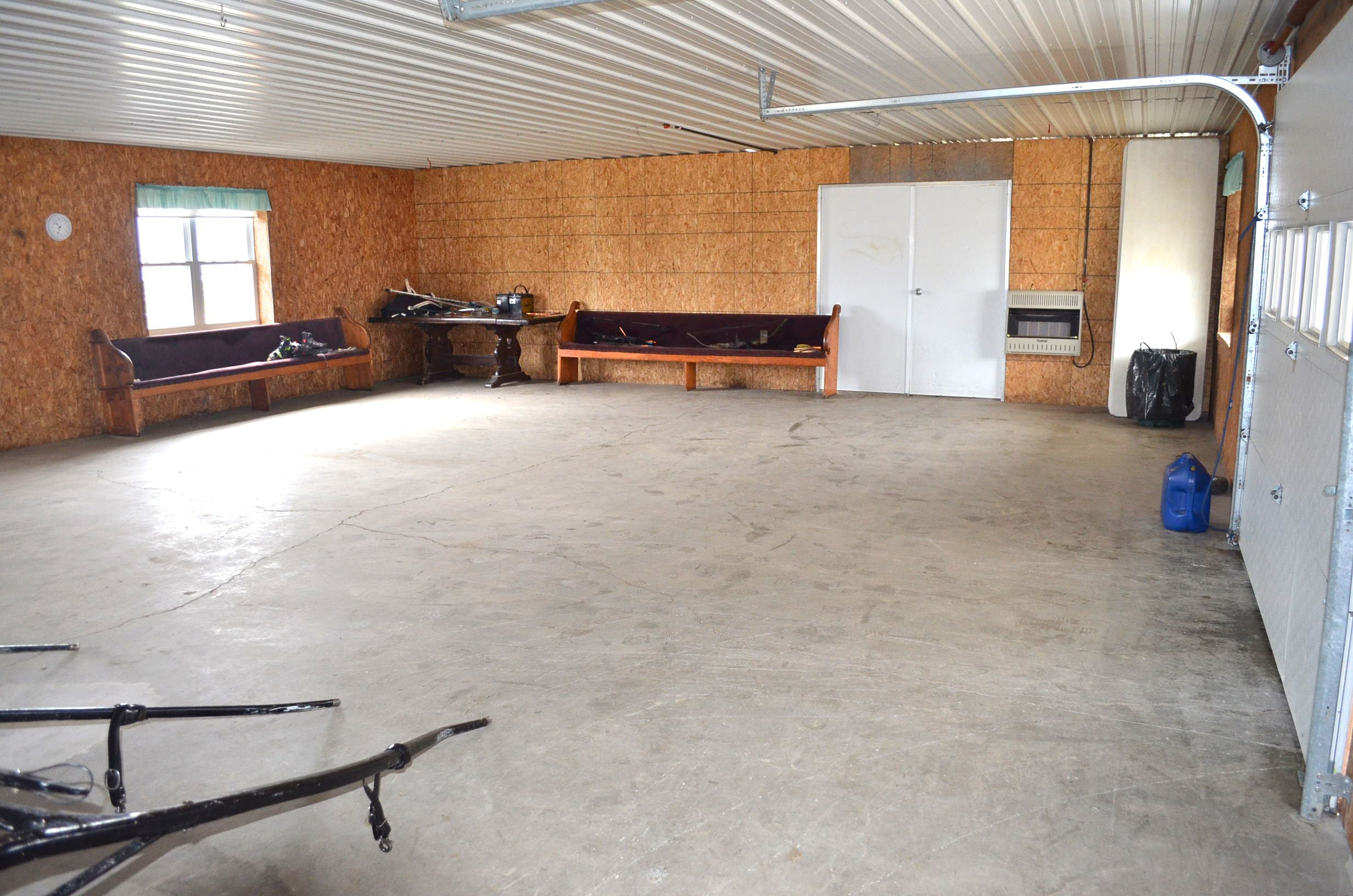 Property photo 4 - Amish Farm Auction - 7 Bedroom 2 Bathroom Home